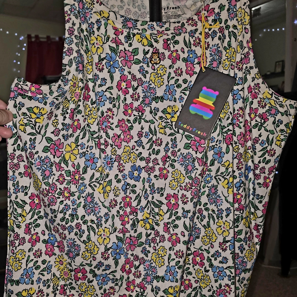 Authentic Teddy Fresh Women's Floral Tank Top - Multicolor